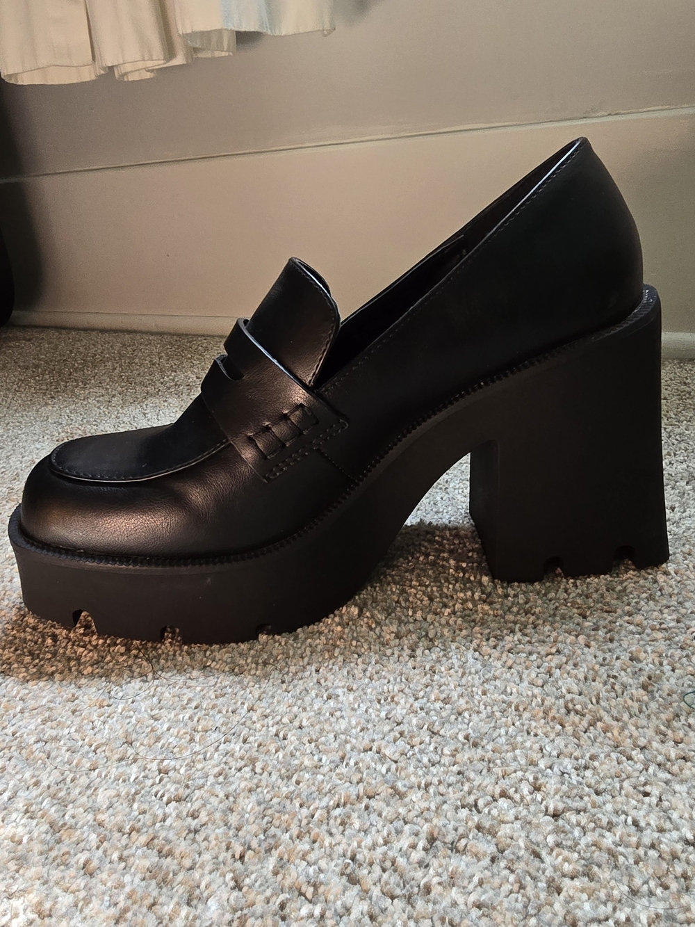 JustFab Black Platform Chunky Heel Loafer